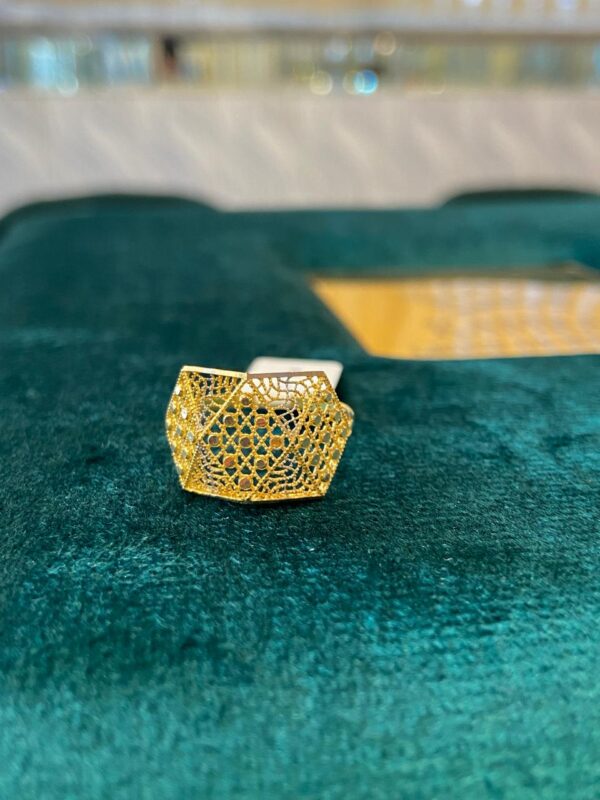 Gold Ring #3490