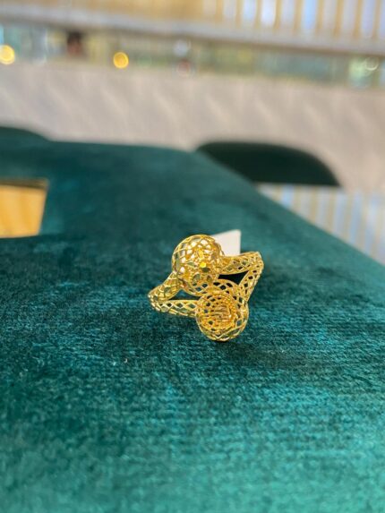 Gold Ring #3491